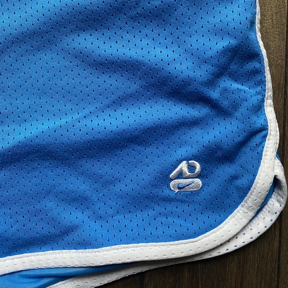 Nike athletic shorts. Size Medium. Blue colour. - Picture 2 of 5